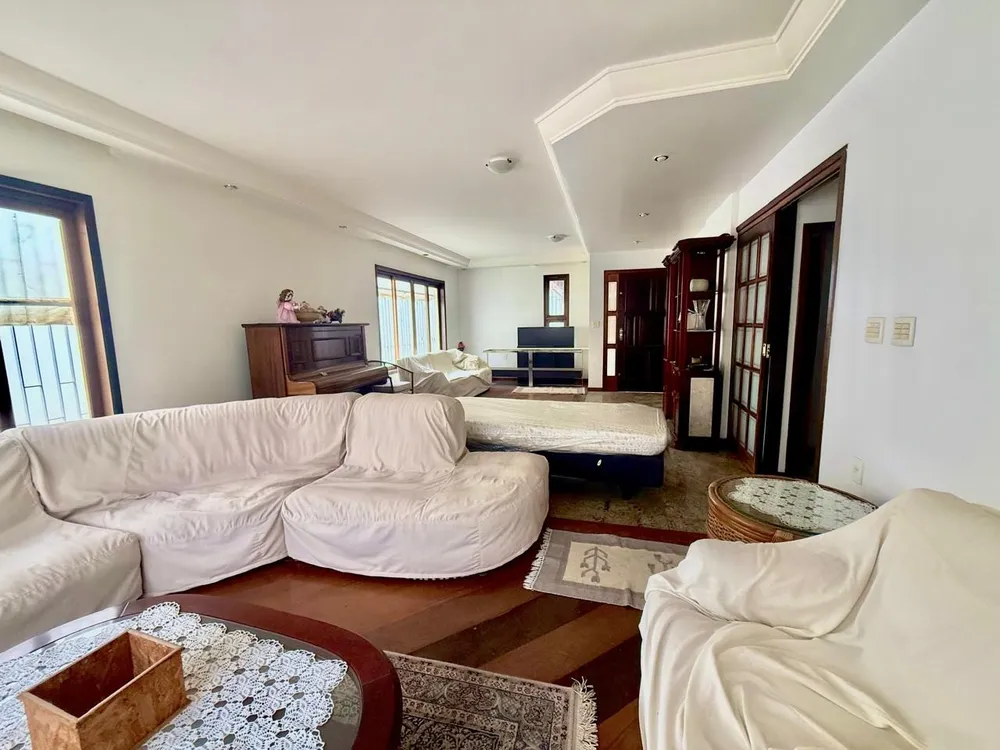 Casa, 4 quartos, 250 m² - Foto 1