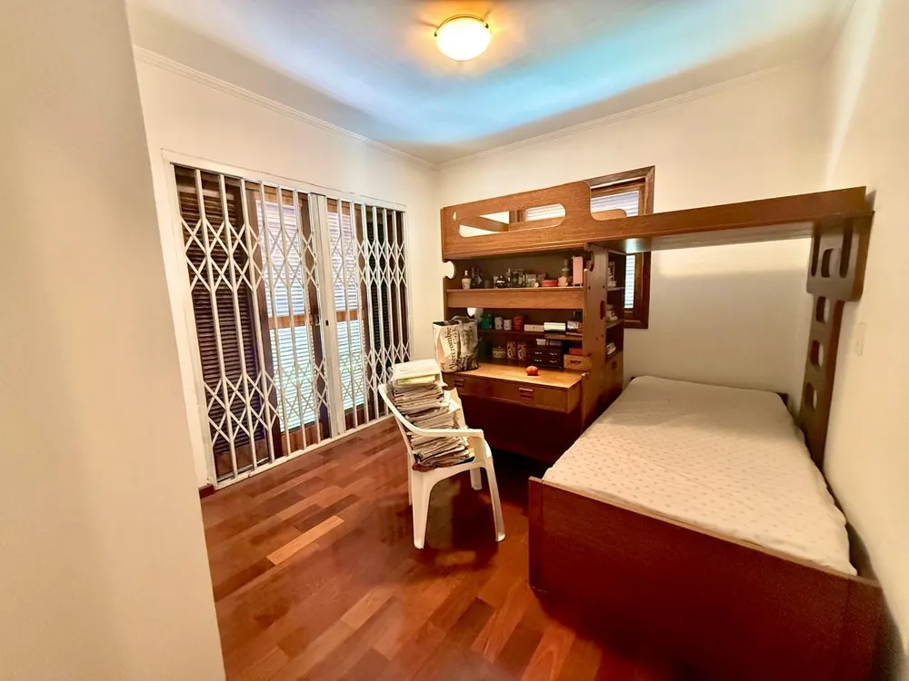 Casa, 4 quartos, 250 m² - Foto 11