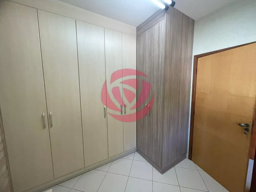 Casa, 3 quartos, 270 m² - Foto 4