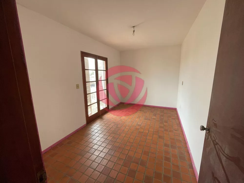 Casa, 4 quartos, 309 m² - Foto 1