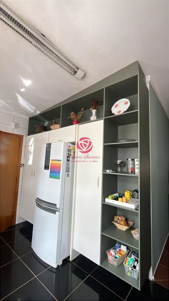 Casa, 5 quartos, 244 m² - Foto 2