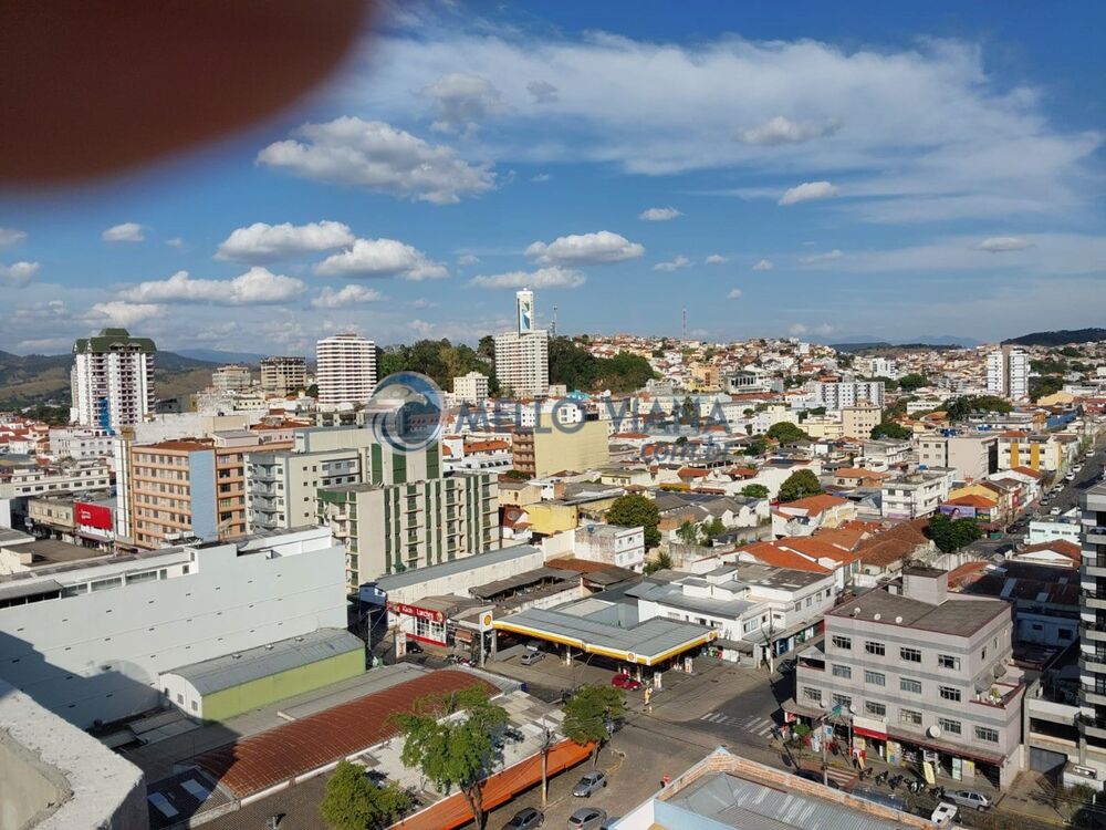 Apartamento à venda com 4 quartos, 166m² - Foto 3