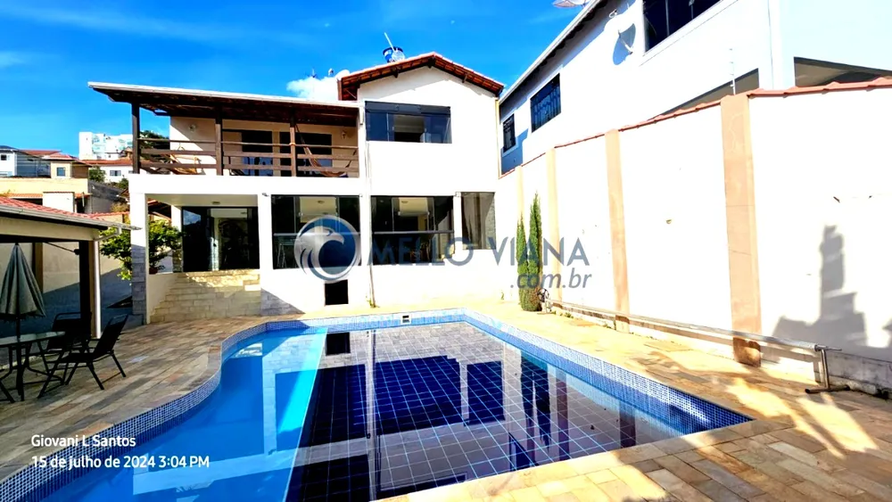 Casa, 4 quartos, 300 m² - Foto 1