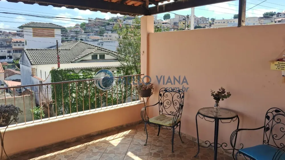 Casa, 4 quartos, 217 m² - Foto 2
