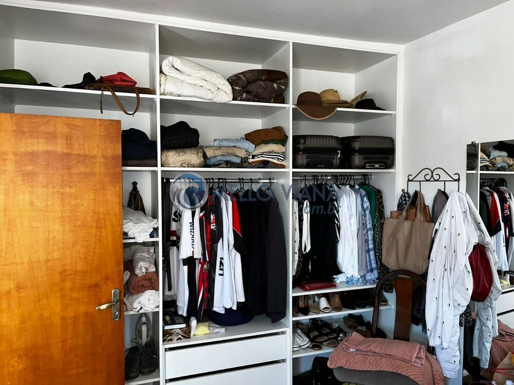 Casa à venda com 2 quartos, 203m² - Foto 2