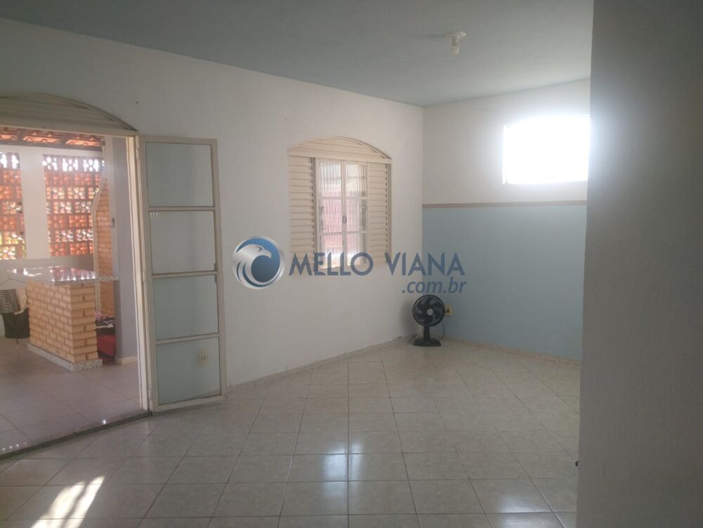 Casa para alugar com 4 quartos, 238m² - Foto 12