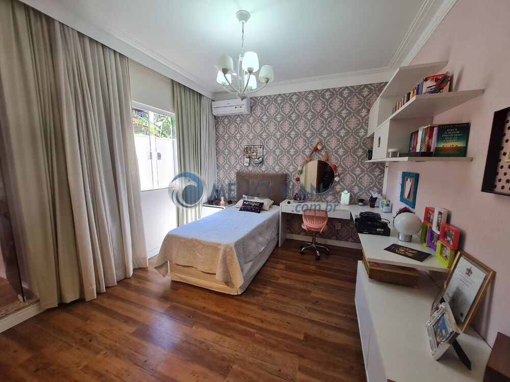 Casa à venda com 3 quartos, 365m² - Foto 26