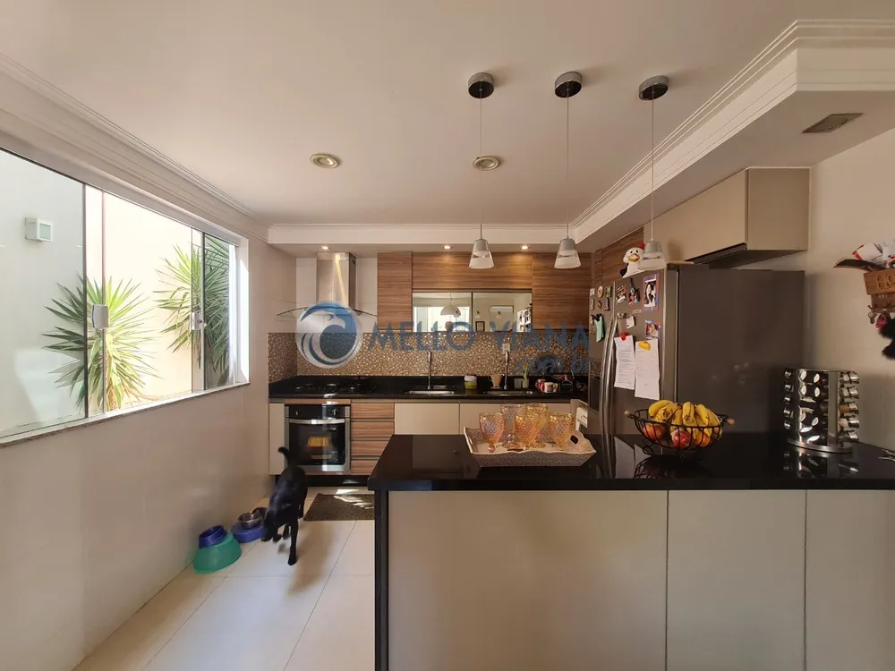 Casa, 3 quartos, 365 m² - Foto 4