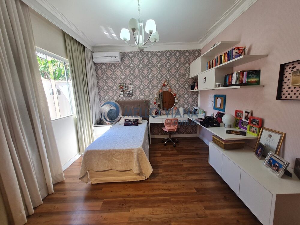 Casa à venda com 3 quartos, 365m² - Foto 29