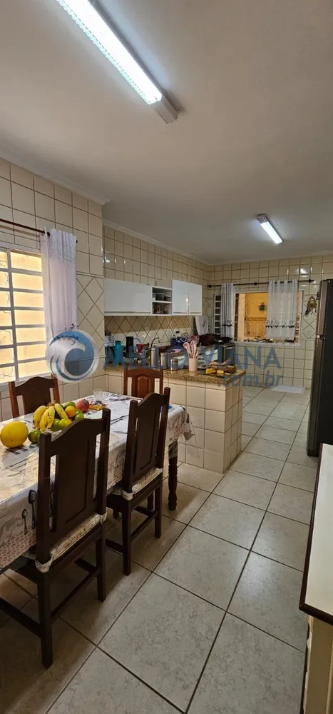 Casa, 3 quartos, 227 m² - Foto 6