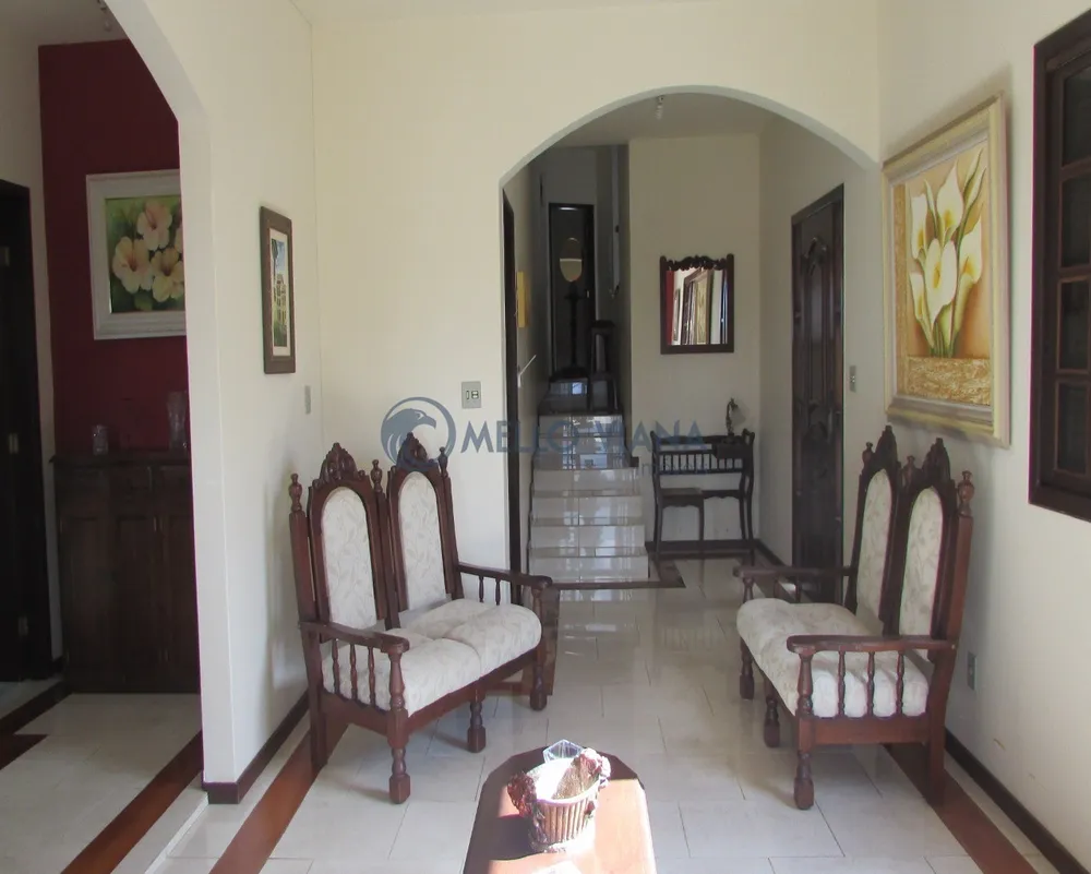 Casa, 3 quartos, 324 m² - Foto 1