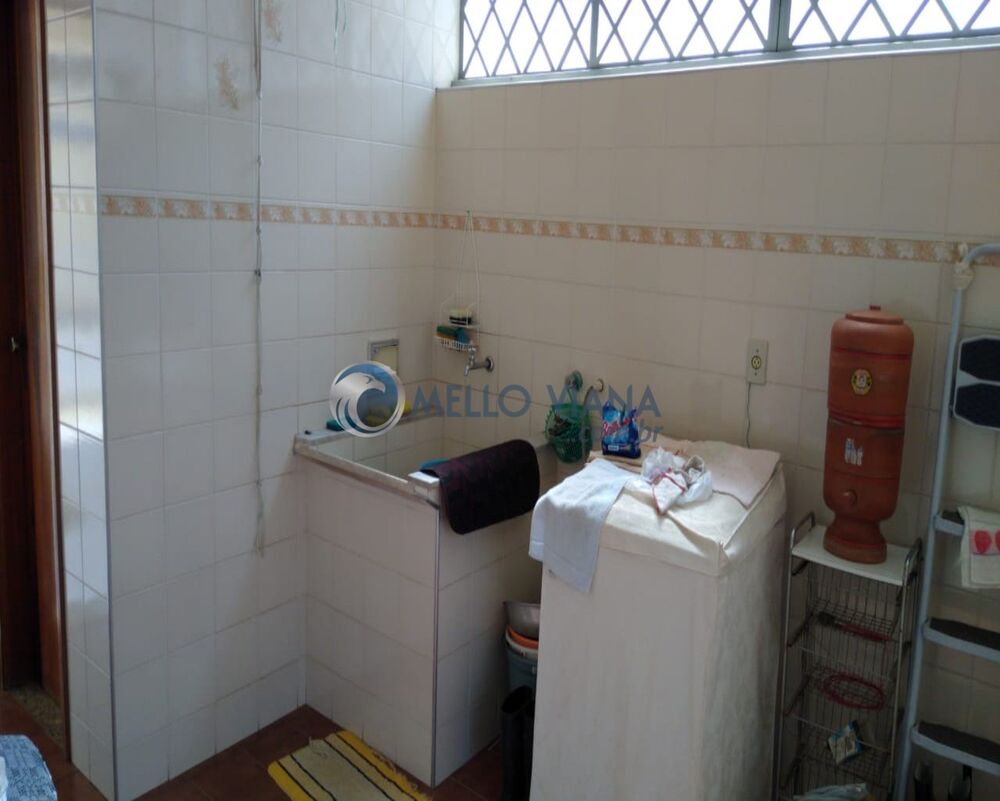 Sobrado, 8 quartos, 1000 m² - Foto 1