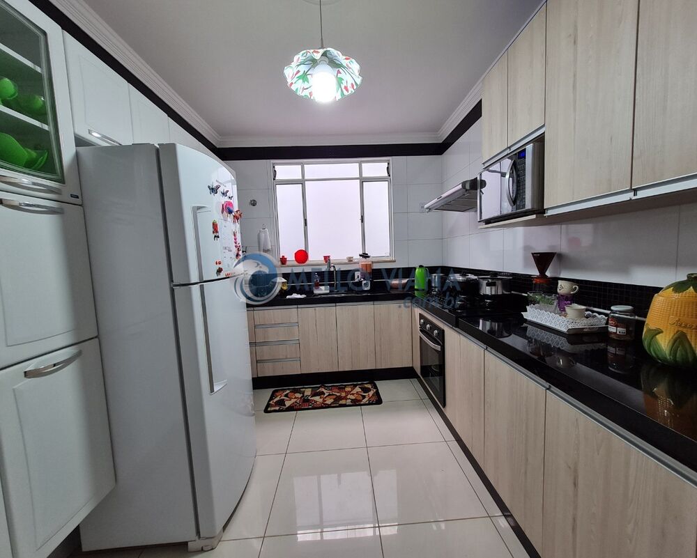 Apartamento à venda com 2 quartos, 100m² - Foto 3