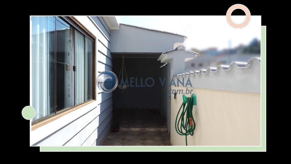Casa à venda com 3 quartos, 121m² - Foto 2