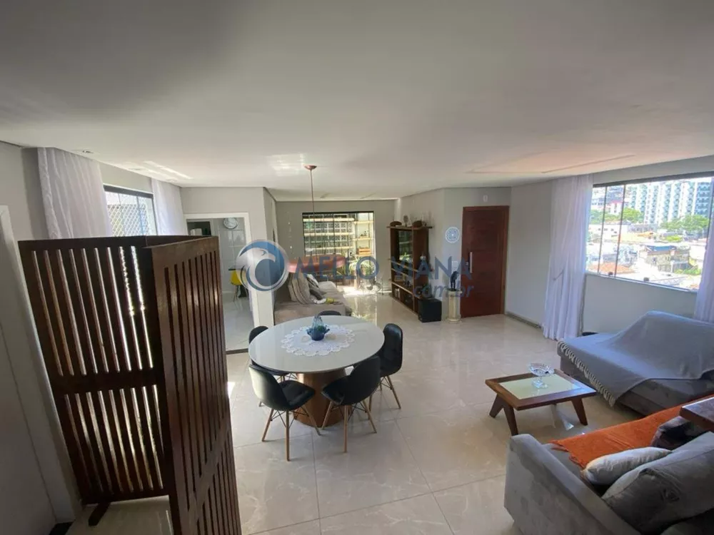 Cobertura à venda com 3 quartos, 270m² - Foto 2