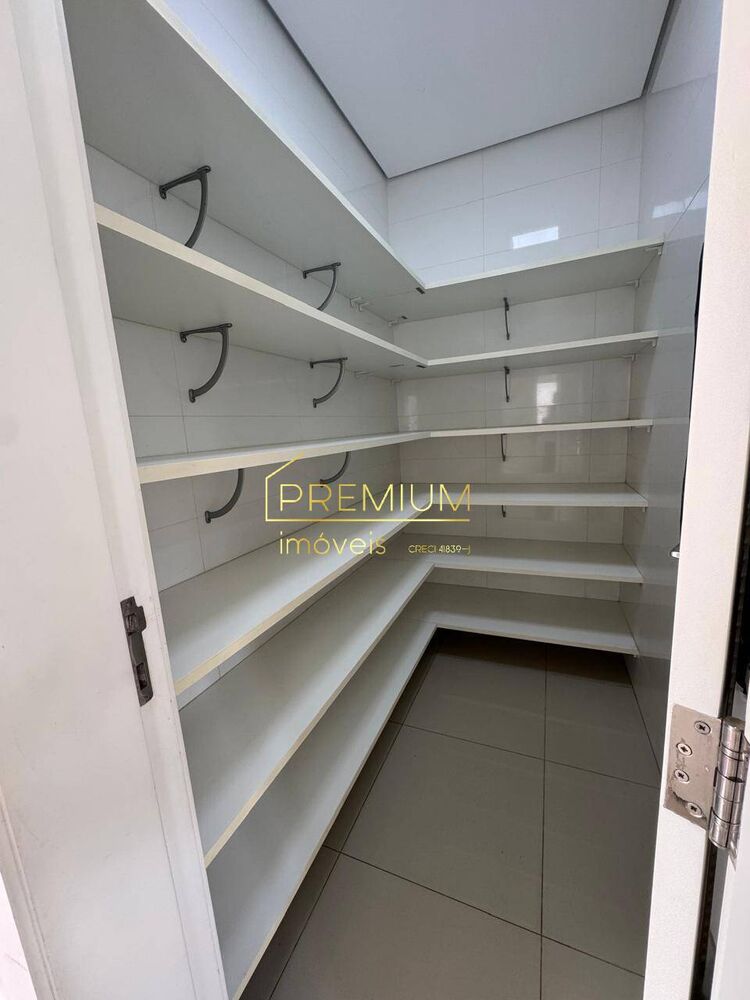 Casa à venda com 4 quartos, 511m² - Foto 2
