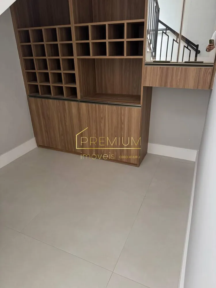 Casa, 4 quartos, 340 m² - Foto 1