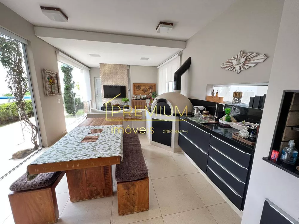 Casa à venda com 3 quartos, 184m² - Foto 3