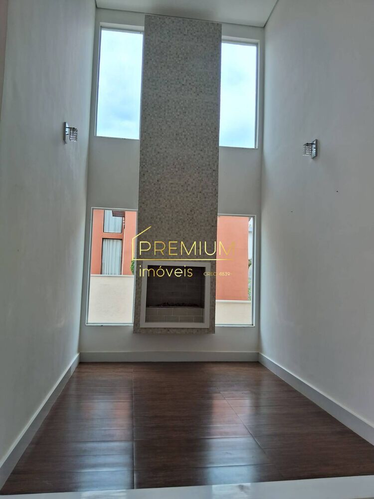 Casa, 5 quartos, 592 m² - Foto 1