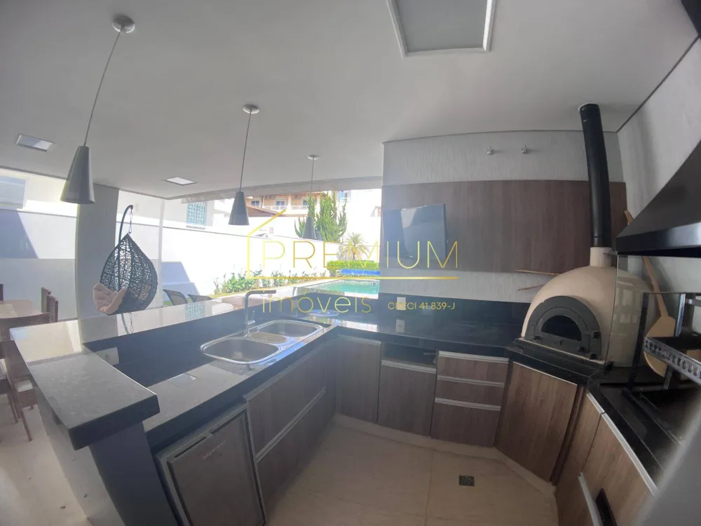 Casa, 3 quartos, 300 m² - Foto 1