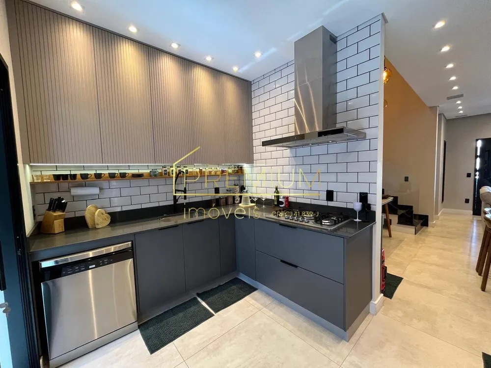 Casa, 3 quartos, 195 m² - Foto 1