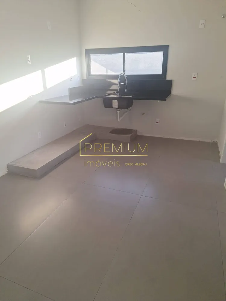 Casa, 4 quartos, 204 m² - Foto 2
