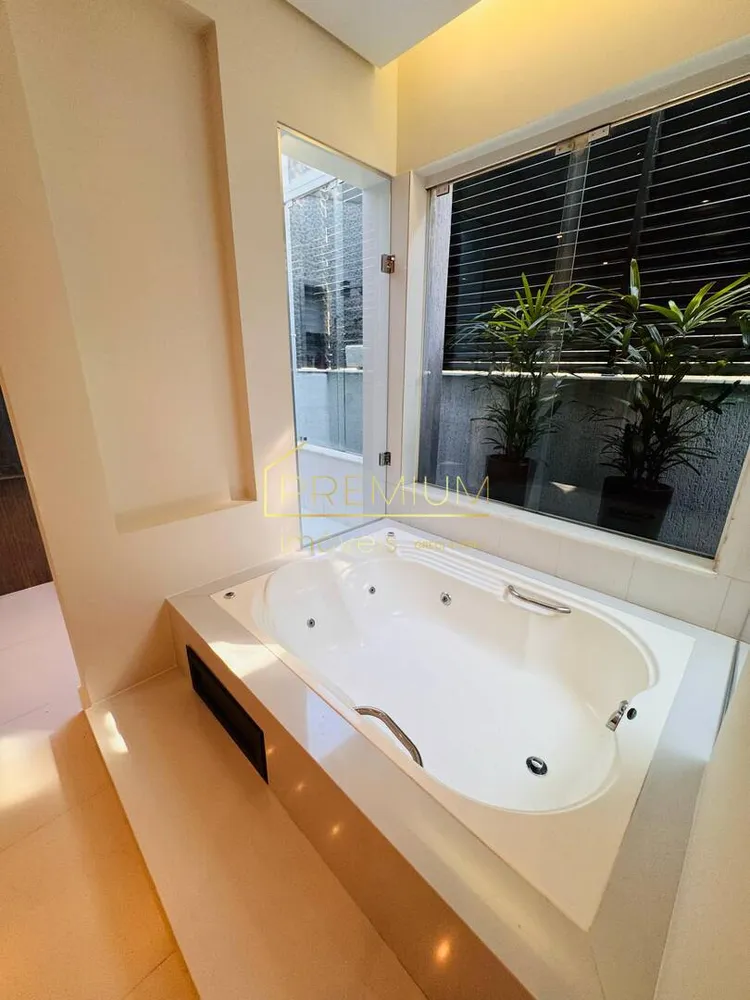 Casa, 4 quartos, 331 m² - Foto 9
