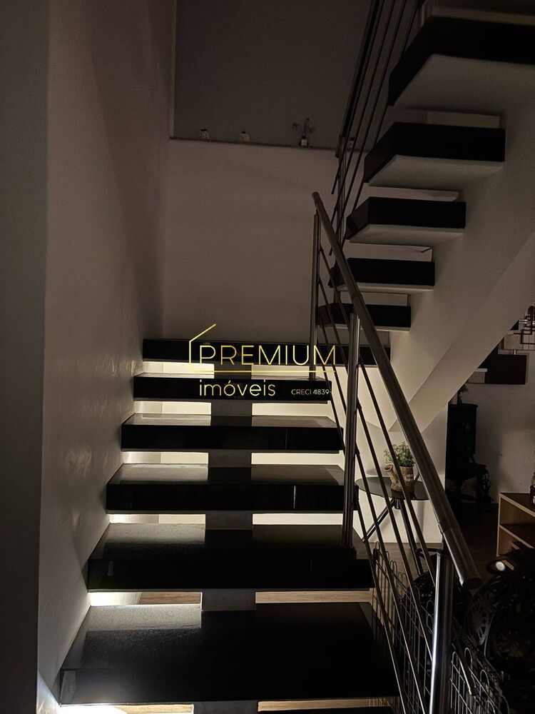 Casa, 6 quartos, 283 m² - Foto 4
