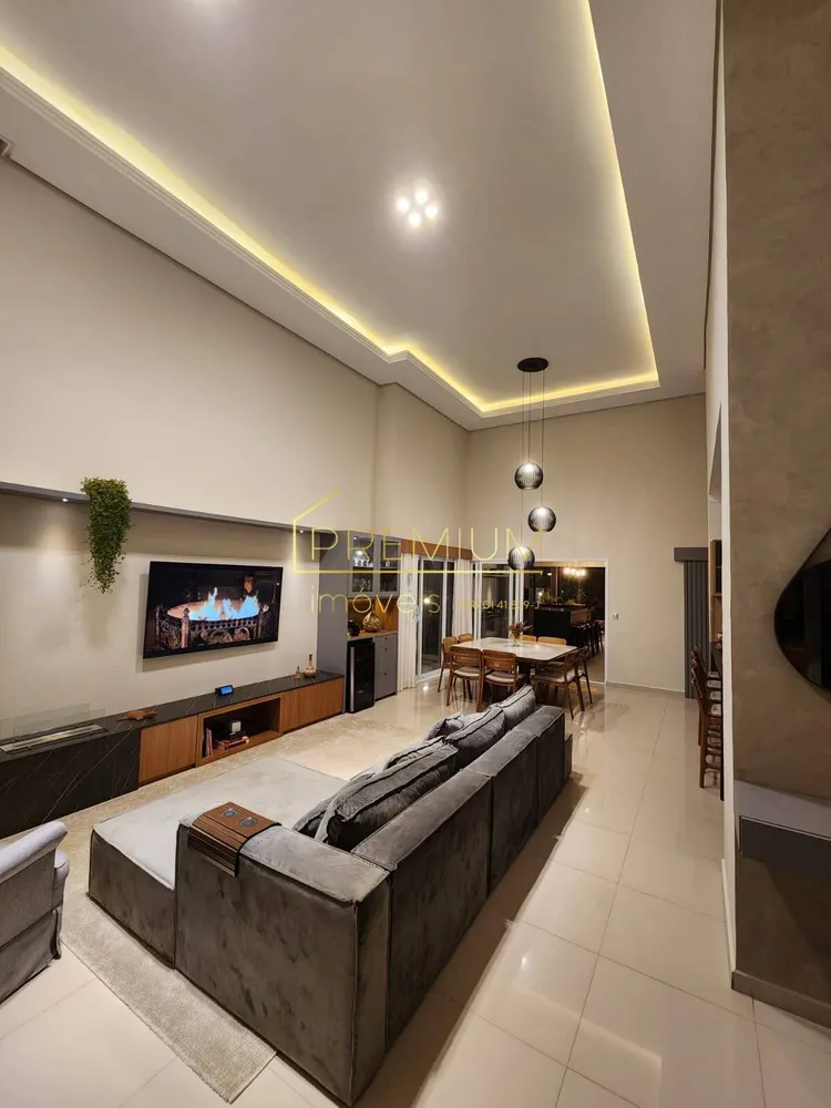 Casa, 3 quartos, 230 m² - Foto 3