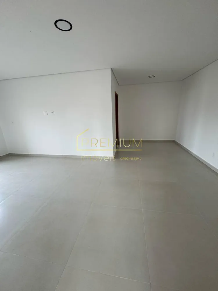 Casa, 3 quartos, 300 m² - Foto 2