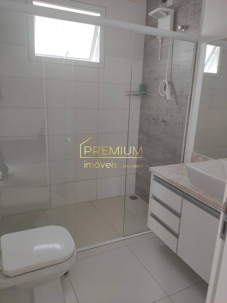 Casa à venda e aluguel com 3 quartos, 252m² - Foto 8