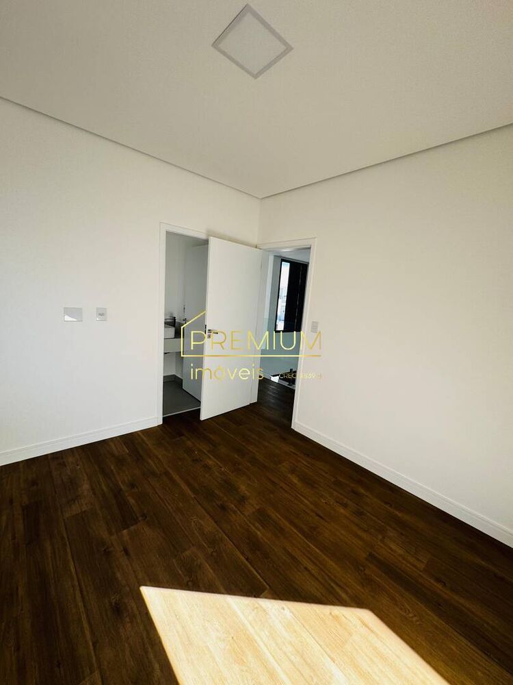 Casa, 3 quartos, 198 m² - Foto 3