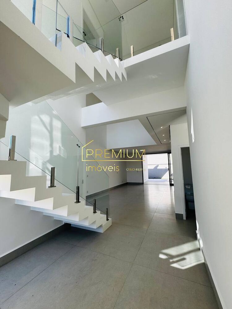 Casa, 3 quartos, 198 m² - Foto 1