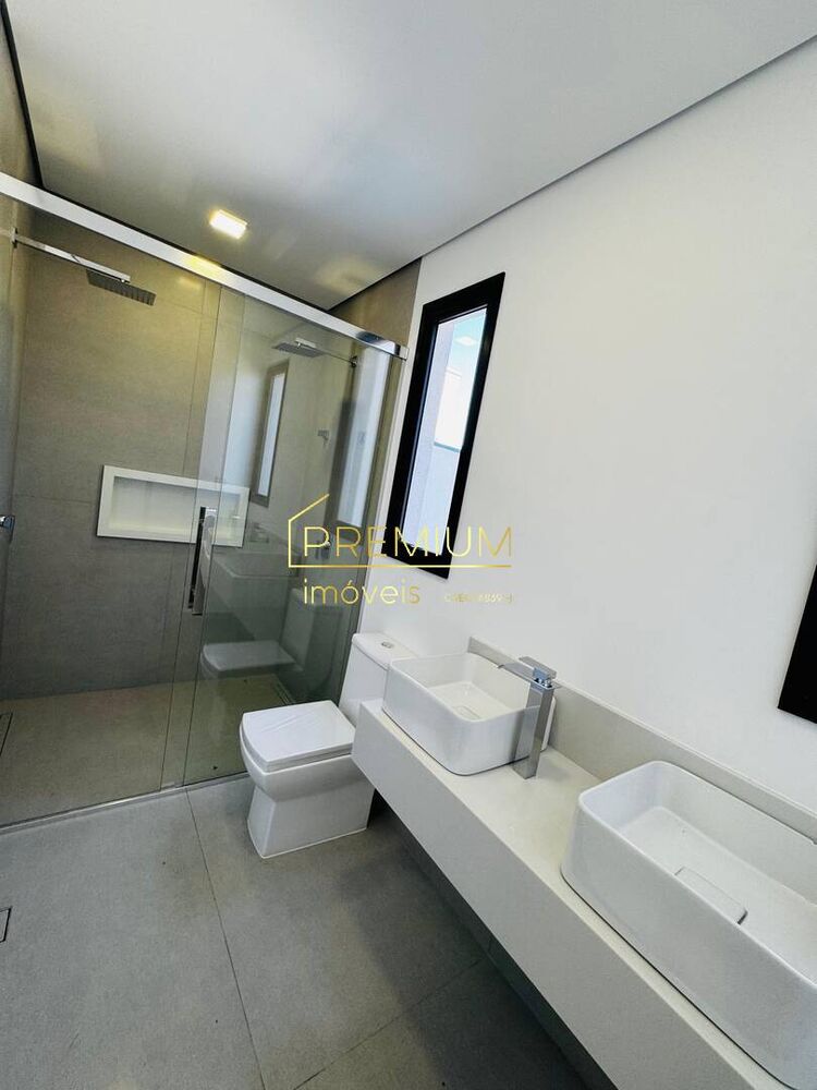 Casa, 3 quartos, 198 m² - Foto 4