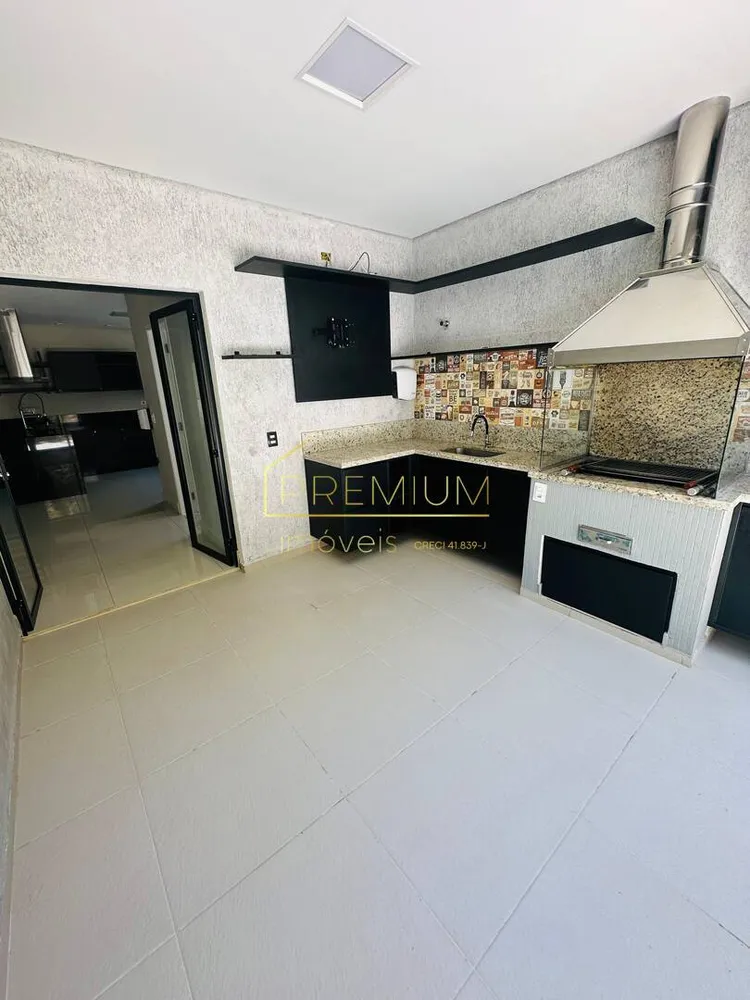 Casa, 4 quartos, 220 m² - Foto 1