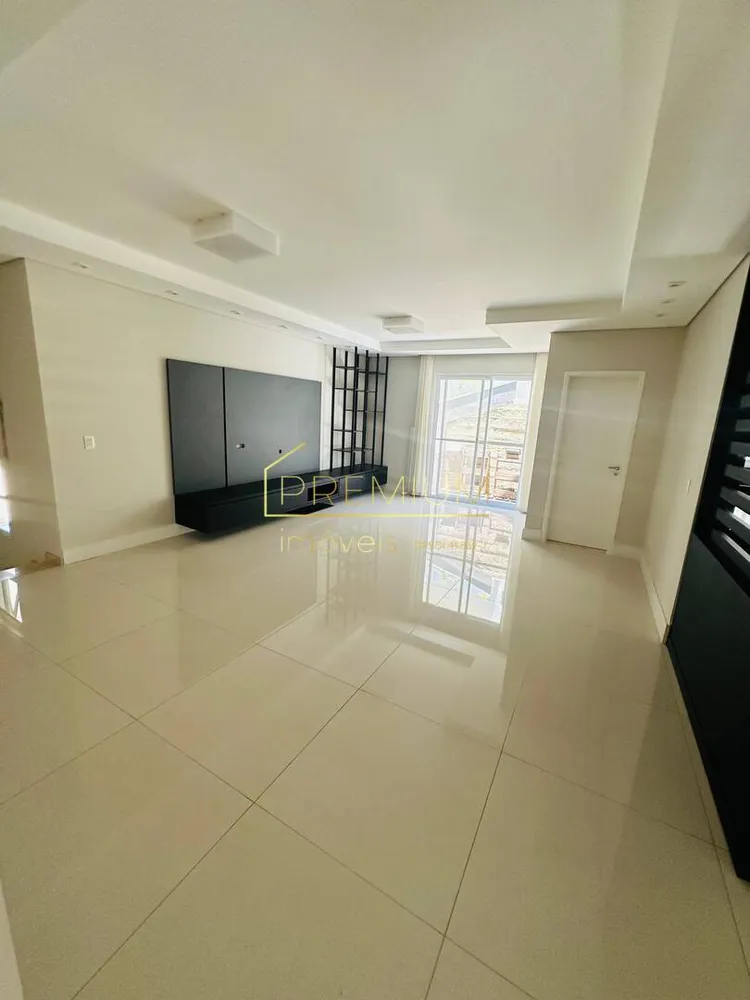 Casa, 4 quartos, 220 m² - Foto 4