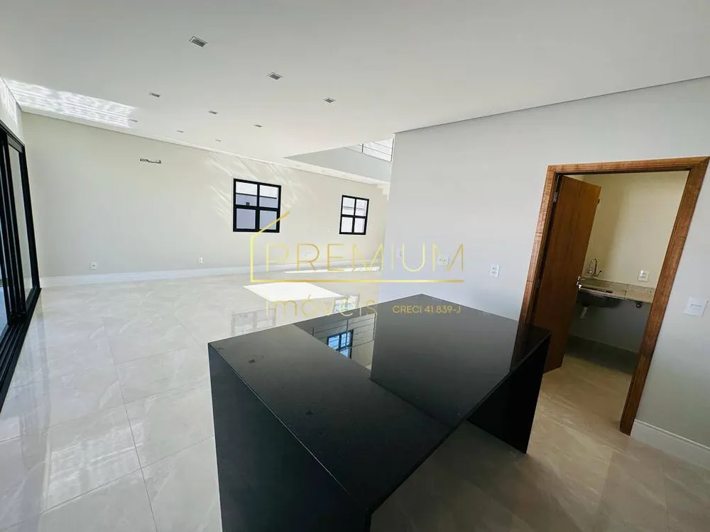 Casa, 3 quartos, 236 m² - Foto 8