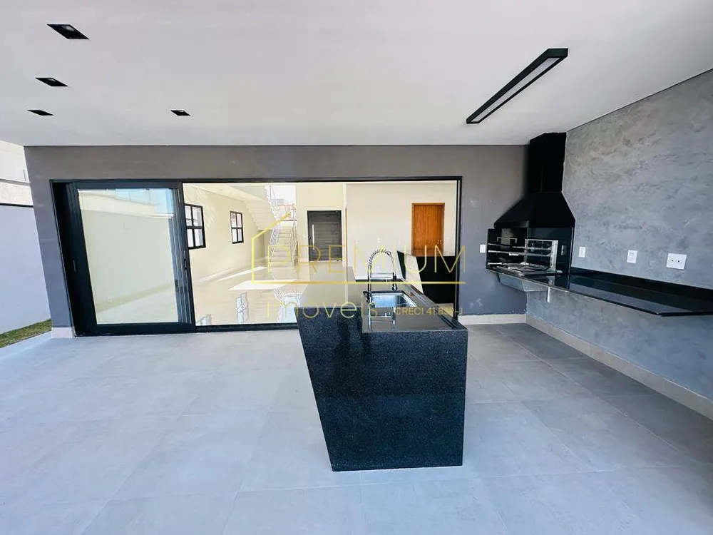 Casa, 3 quartos, 236 m² - Foto 2