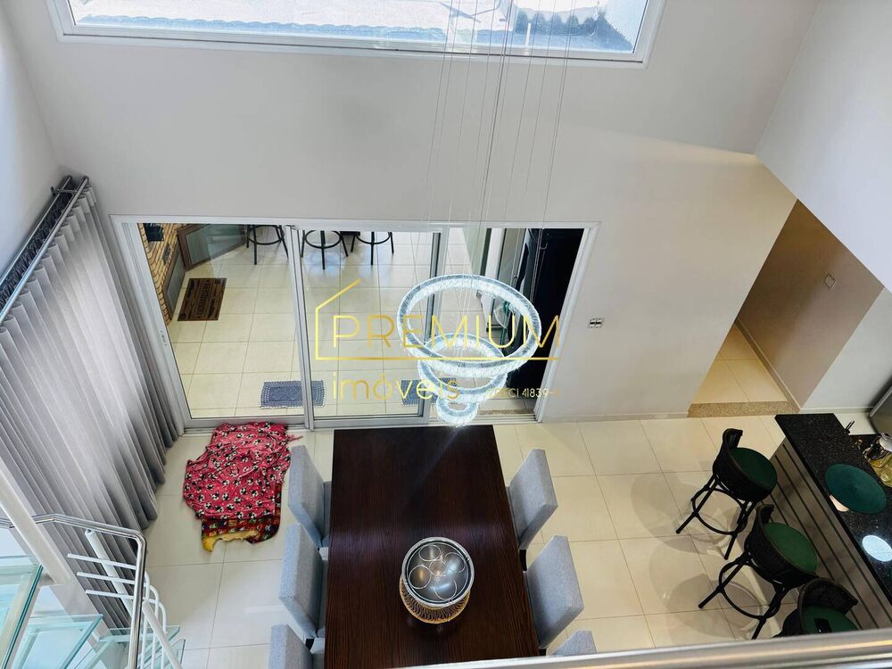 Casa à venda com 3 quartos, 260m² - Foto 3
