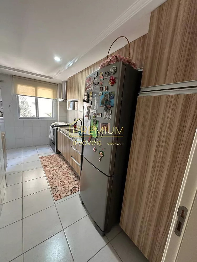 Apartamento à venda com 3 quartos, 101m² - Foto 4