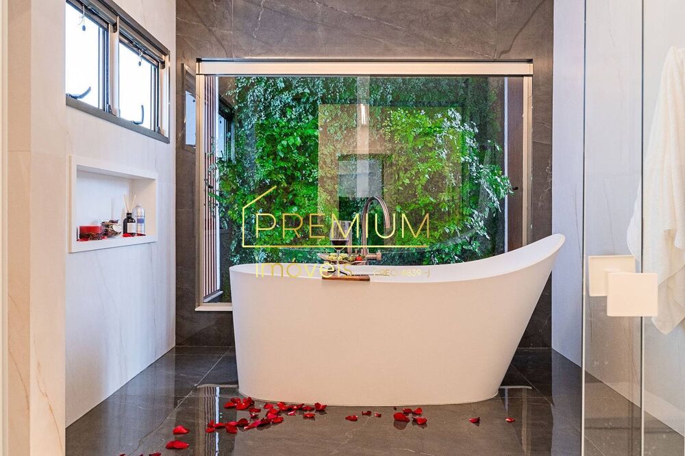 Casa à venda com 3 quartos, 383m² - Foto 4