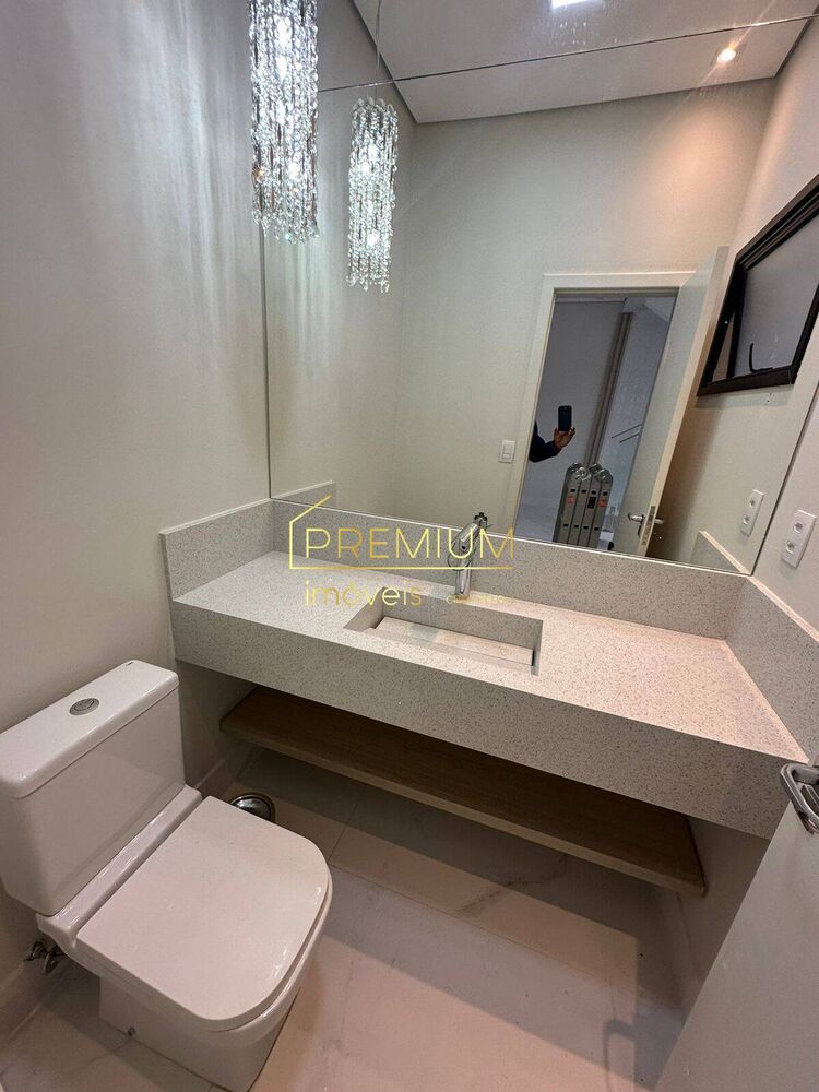 Casa à venda com 3 quartos, 260m² - Foto 2