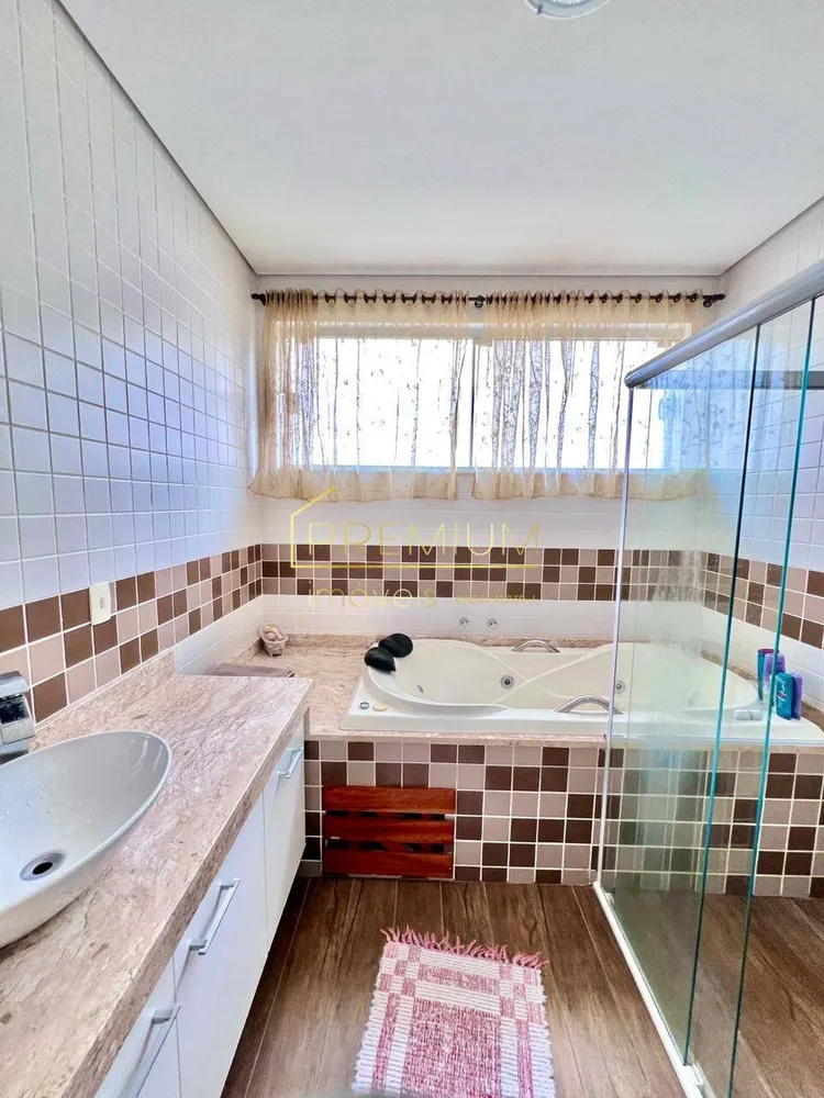 Casa, 3 quartos, 272 m² - Foto 13