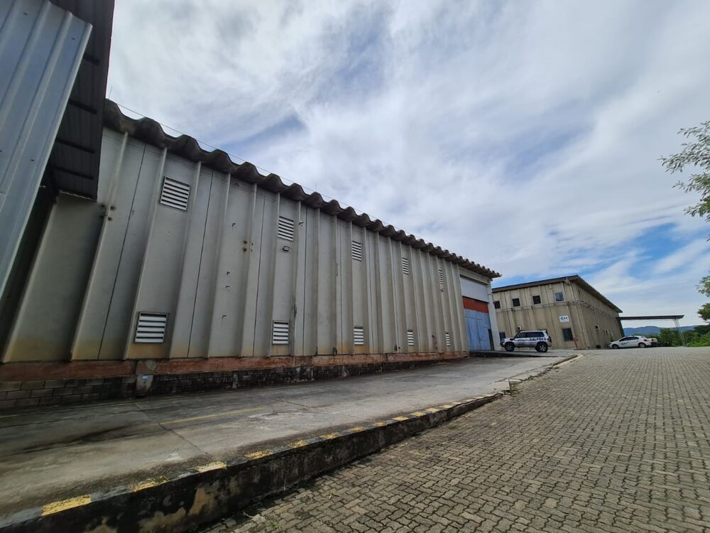 Depósito-Galpão, 3000 m² - Foto 1