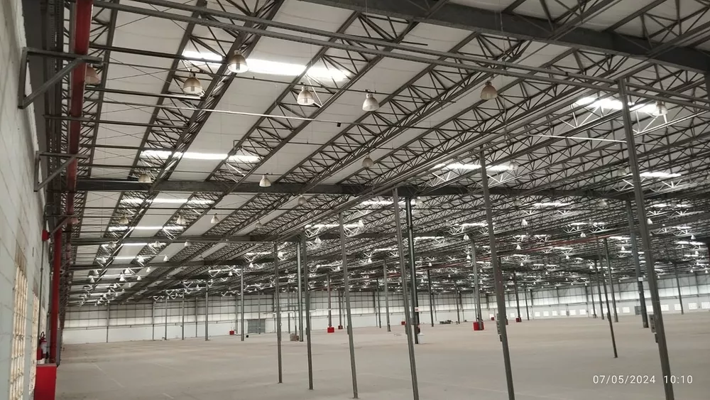 Depósito-Galpão, 6000 m² - Foto 1