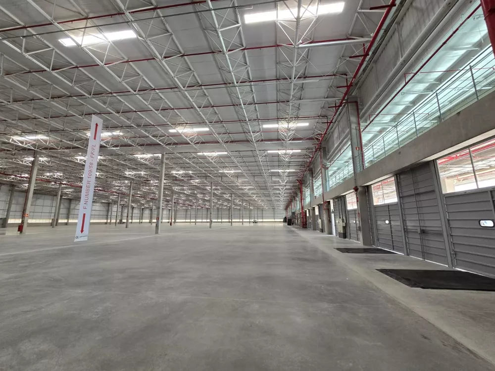 Depósito-Galpão, 12857 m² - Foto 2