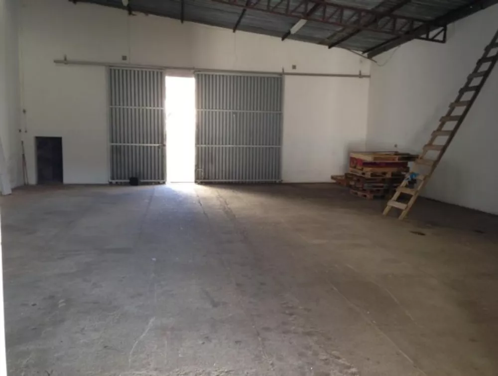 Depósito-Galpão, 300 m² - Foto 1
