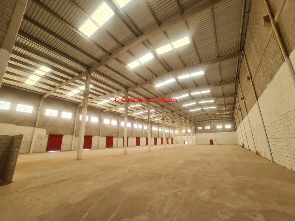 Depósito-Galpão, 4600 m² - Foto 1