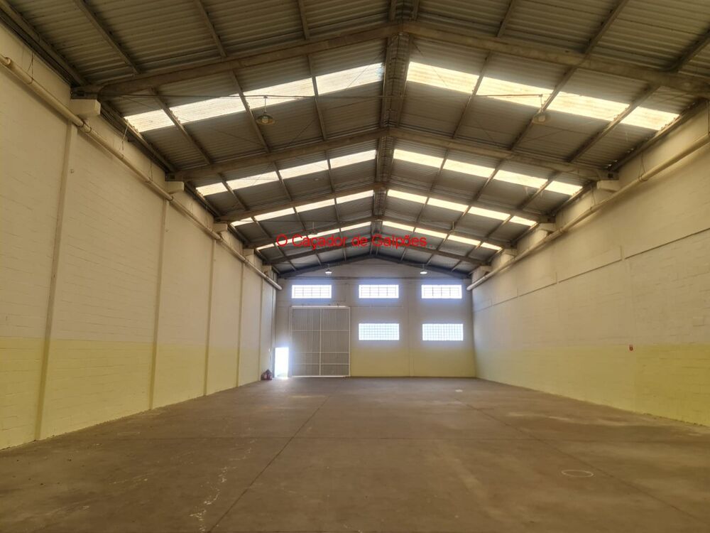 Depósito-Galpão-Armazém para alugar, 1350m² - Foto 9