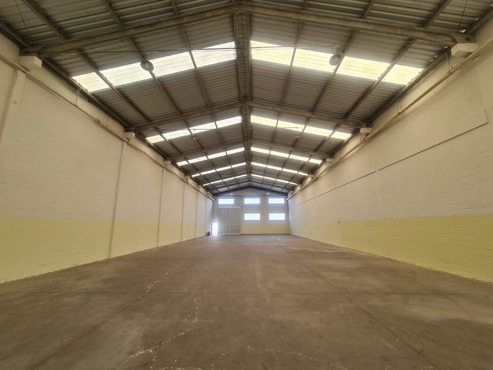 Depósito-Galpão, 1350 m² - Foto 13